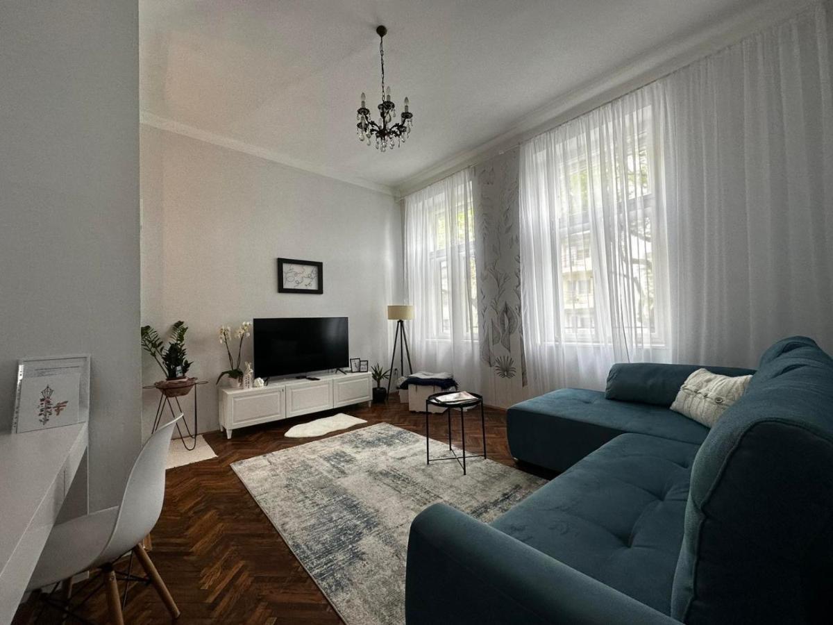 Pure Of Joy City Centre Apartment Subotica Dış mekan fotoğraf
